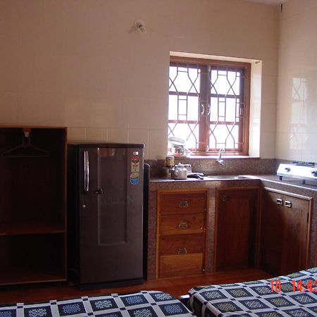 Hill View Guest House 안주나 외부 사진