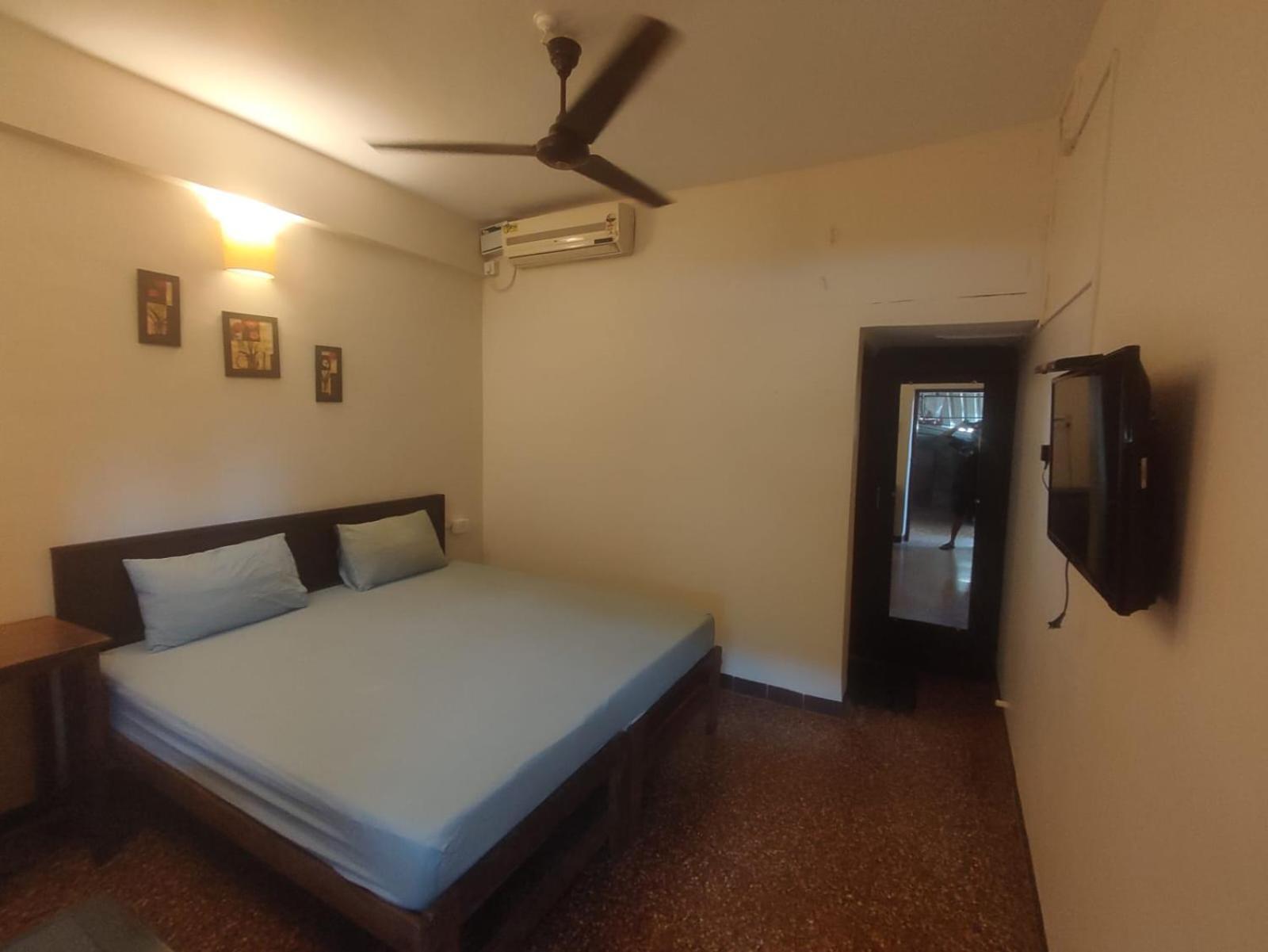 Hill View Guest House 안주나 외부 사진