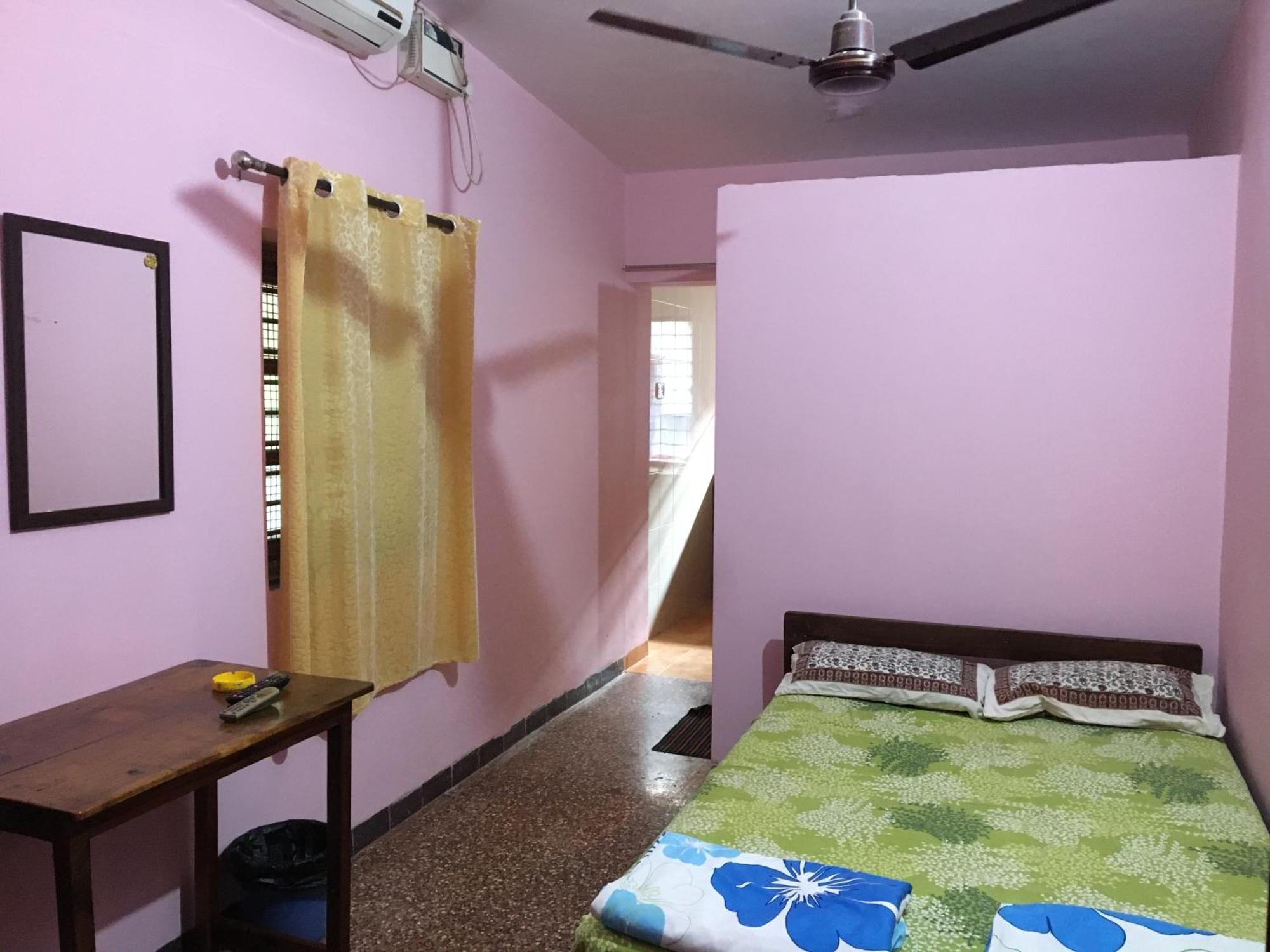 Hill View Guest House 안주나 외부 사진