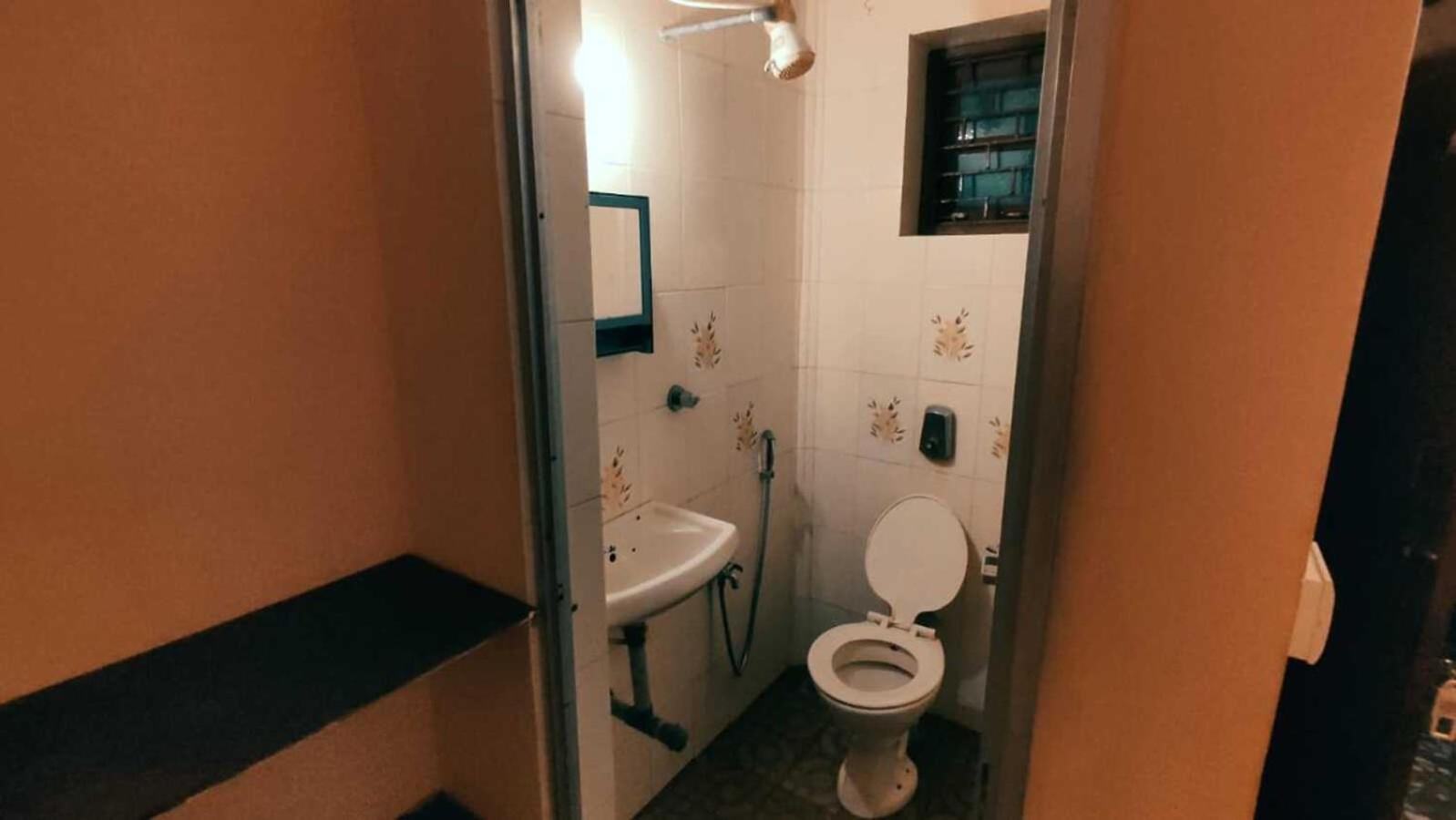 Hill View Guest House 안주나 외부 사진